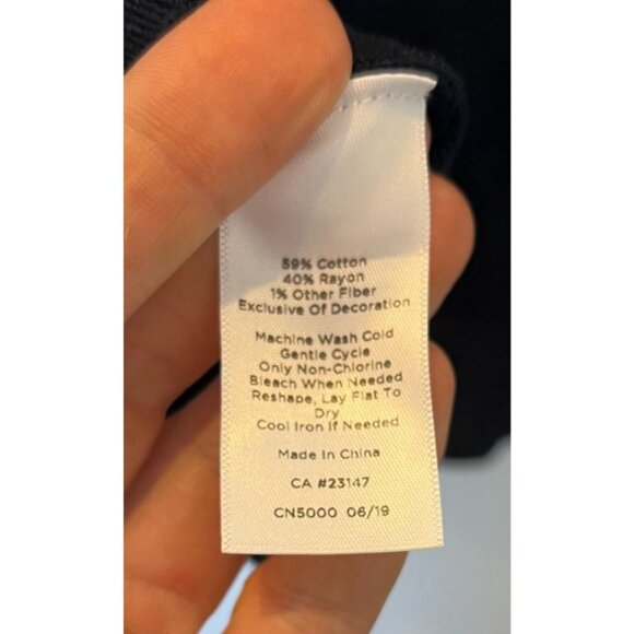 Talbots Navy Blue Crewneck Sweater Winter Polar Bears Pom Pom Hats Size XL - Picture 9 of 12